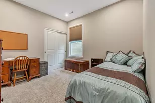 1358 Brookchase Cir, Hamilton Township, OH 45039 - Photo 22