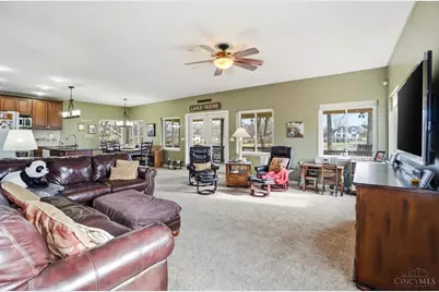 1065 Brunswick Drive, Perry Township, OH 45118 - Photo 6