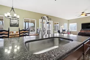 1065 Brunswick Dr, Perry Township, OH 45118 - Photo 16