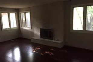 204 Waterford Dr, Centerville, OH 45458 - Photo 2