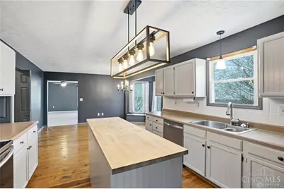 1970 Greenbrier Road, Turtle Creek Township, OH 45036 - Photo 14