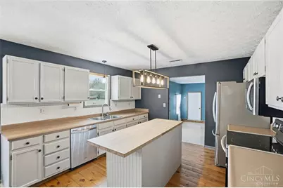 1970 Greenbrier Road, Turtle Creek Township, OH 45036 - Photo 16