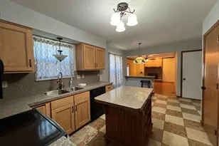 24149 Schlemmer Ct, Lawrenceburg, IN 47025 - Photo 8