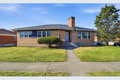 6101 Capri Drive, Cincinnati, OH 45224 - Photo 2