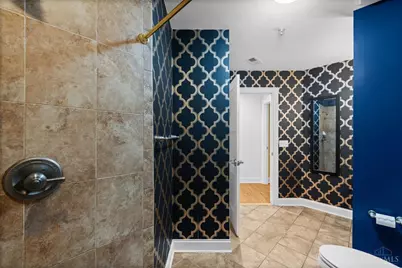 1326 Vine Street #11, Cincinnati, OH 45202 - Photo 22