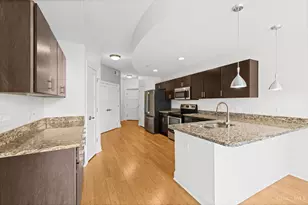 1326 Vine St, Cincinnati, OH 45202 - Photo 10