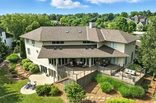 3275 Legacy Trce, Amberley, OH 45237 - Photo 2