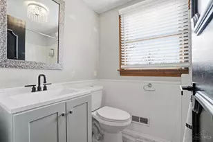 7238 Pickway Dr, Green Township, OH 45233 - Photo 32