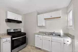 4318 W 8th St, Cincinnati, OH 45205 - Photo 16