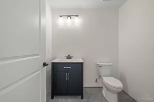 4477 Thirty Fourth Ave, Cincinnati, OH 45209 - Photo 4