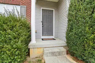 5224 Man O War Dr, Hamilton Township, OH 45152 - Photo 4