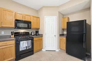 5224 Man O War Dr, Hamilton Township, OH 45152 - Photo 12