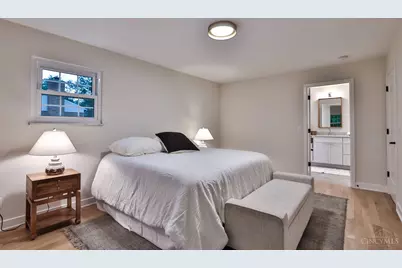 8765 Weller Road, Montgomery, OH 45249 - Photo 16