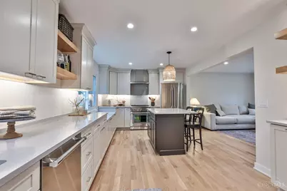 8765 Weller Road, Montgomery, OH 45249 - Photo 10