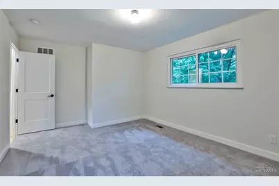 8765 Weller Road, Montgomery, OH 45249 - Photo 26