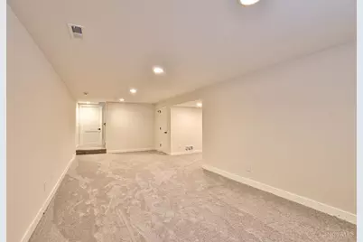 8765 Weller Road, Montgomery, OH 45249 - Photo 34