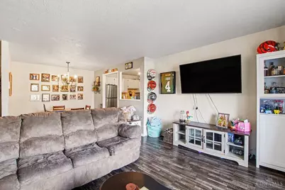 541 Davis Road #8, Pierce Township, OH 45255 - Photo 4