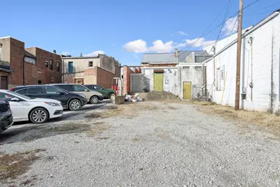 126 N High Street, Hillsboro, OH 45133 - Photo 8