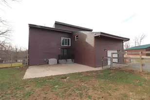 970 Macedonia Rd, Washington Twp, OH 45107 - Photo 4