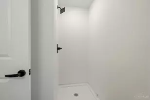 4477 Thirty Fourth Ave, Cincinnati, OH 45209 - Photo 6