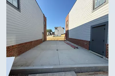 4477 Thirty Fourth Avenue #7, Cincinnati, OH 45209 - Photo 4