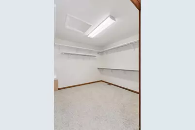 6684 Powner Farm Drive, Green Township, OH 45248 - Photo 38