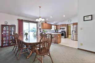 16 Lorelei Dr, Perry Township, OH 45118 - Photo 8