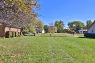 16 Lorelei Dr, Perry Township, OH 45118 - Photo 26