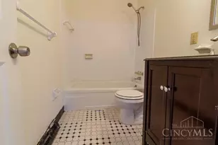 6024 Ridgeacres Dr, Golf Manor, OH 45237 - Photo 10