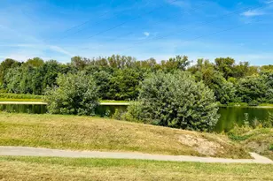 726 W Arlington Dr, Trenton, OH 45067 - Photo 14