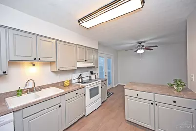 9846 Pinedale Drive, Colerain Township, OH 45231 - Photo 16