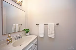 9846 Pinedale Dr, Colerain Township, OH 45231 - Photo 20