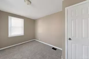 6822 Betts Ave, Cincinnati, OH 45239 - Photo 8