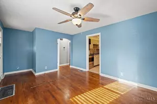 4050 O'Leary Ave, Deer Park, OH 45236 - Photo 6