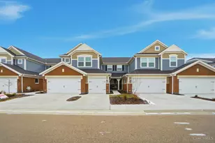 4381 Waters Edge Ln, Turtle Creek Township, OH 45036 - Photo 2