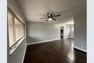 30 Berkshire, Hamilton, OH 45013 - Photo 8