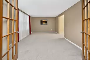 7676 Devonwood Dr, West Chester, OH 45069 - Photo 10