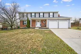 7676 Devonwood Dr, West Chester, OH 45069 - Photo 2