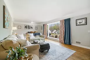 8797 Long Ln, Springfield Township, OH 45231 - Photo 6