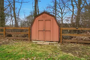 8797 Long Ln, Springfield Township, OH 45231 - Photo 36