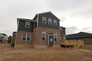 9041 Sorrento Pl, Washington Twp, OH 45458 - Photo 4