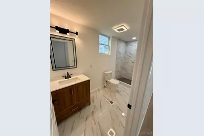 1050 Marshall, Cincinnati, OH 45225 - Photo 12