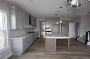 9019 Sorrento Pl, Washington Twp, OH 45458 - Photo 10