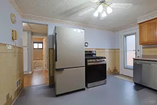 5725 Lauderdale Dr, Cincinnati, OH 45239 - Photo 14