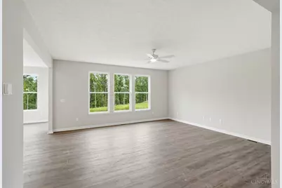 1204 Eagle Boulevard, Hamilton Township, OH 45039 - Photo 2
