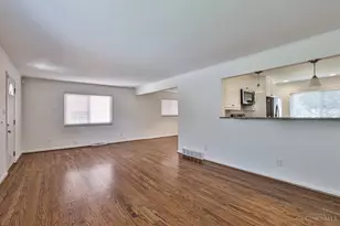 2868 Pineridge Ave, Cincinnati, OH 45208 - Photo 6