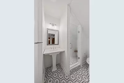 3067 Henshaw Avenue, Cincinnati, OH 45225 - Photo 16