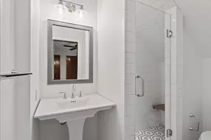 3067 Henshaw Ave, Cincinnati, OH 45225 - Photo 16