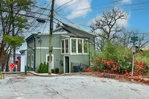 2171 Sohn St, Cincinnati, OH 45219 - Photo 2