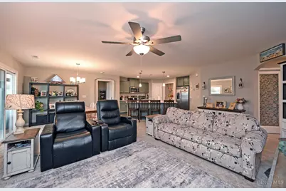 5881 Parkview Lane #201, Milford, OH 45150 - Photo 12